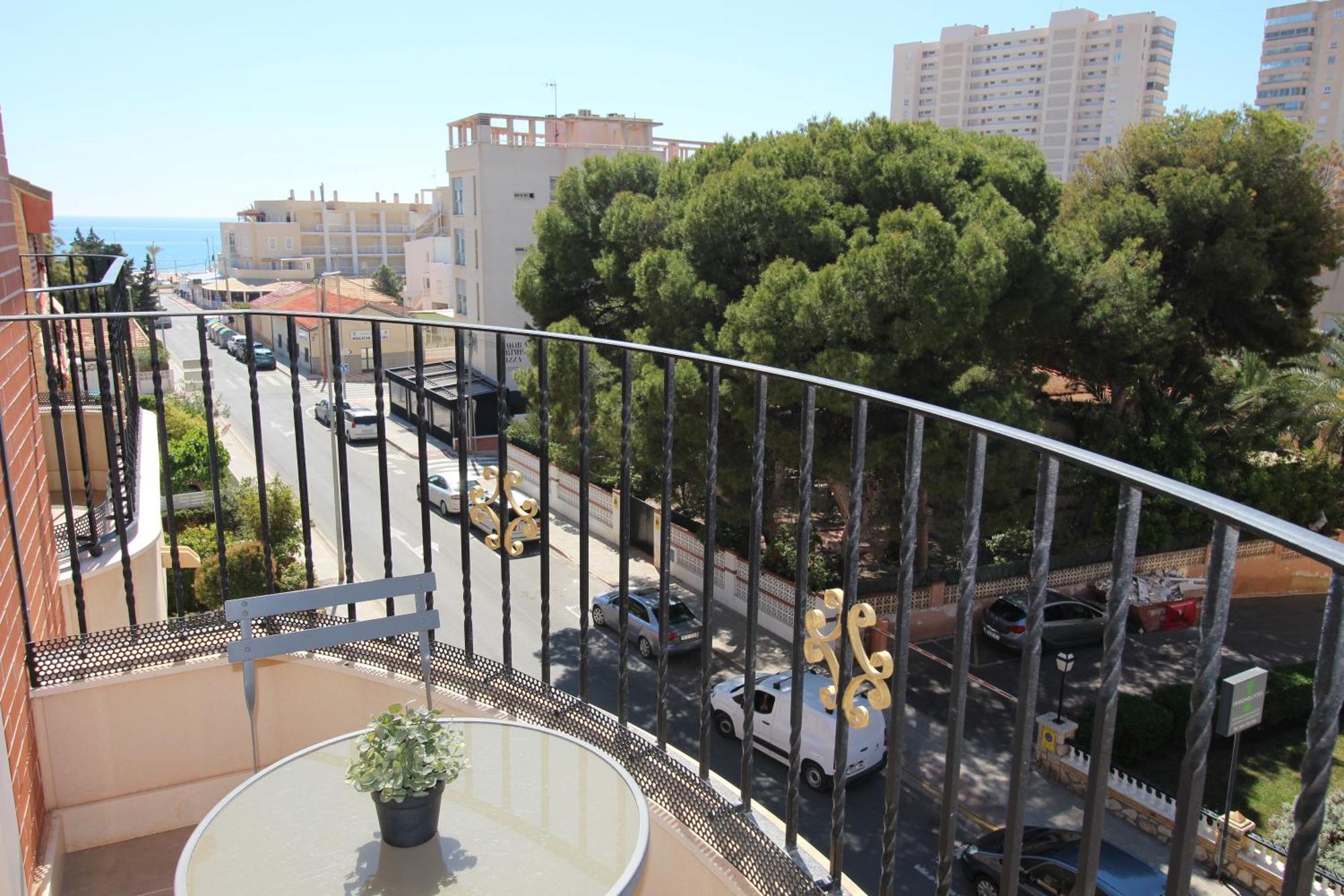 Apartamentos Sol Y Luz El Campello Exterior photo